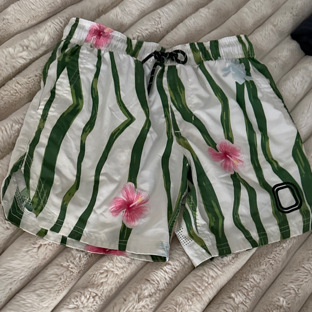 Floral Green and White Kids Shorts